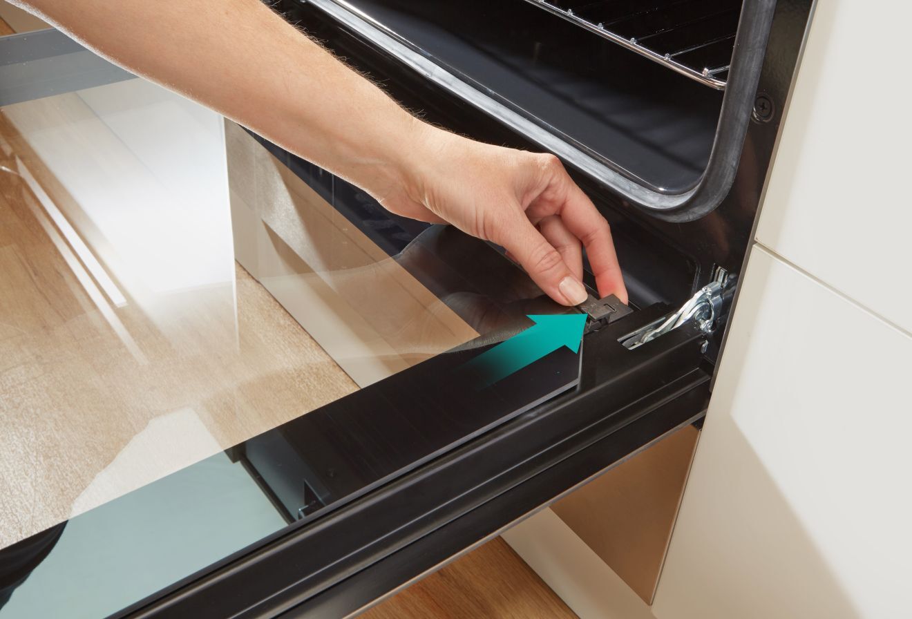 Removable glass door (FS COOKERS 2022)